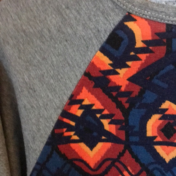 Lularoe XS Randy t-shirt - Picture 2 of 3